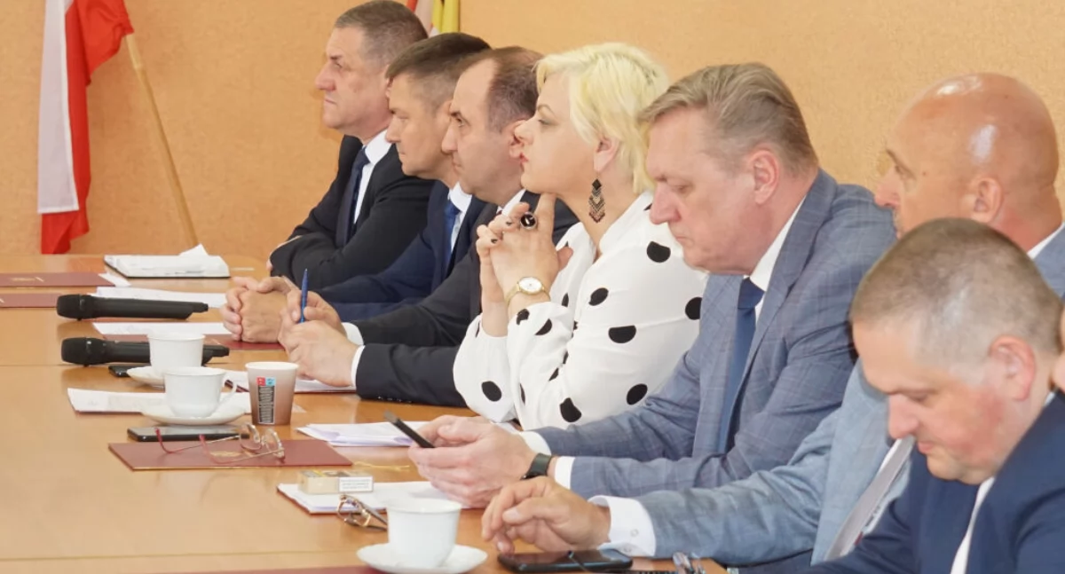 Sytuacja patowa, do tej pory nie oglądana w powiecie mogileńskim. Czy dojdzie do rekonstrukcji powiatowej koalicji?