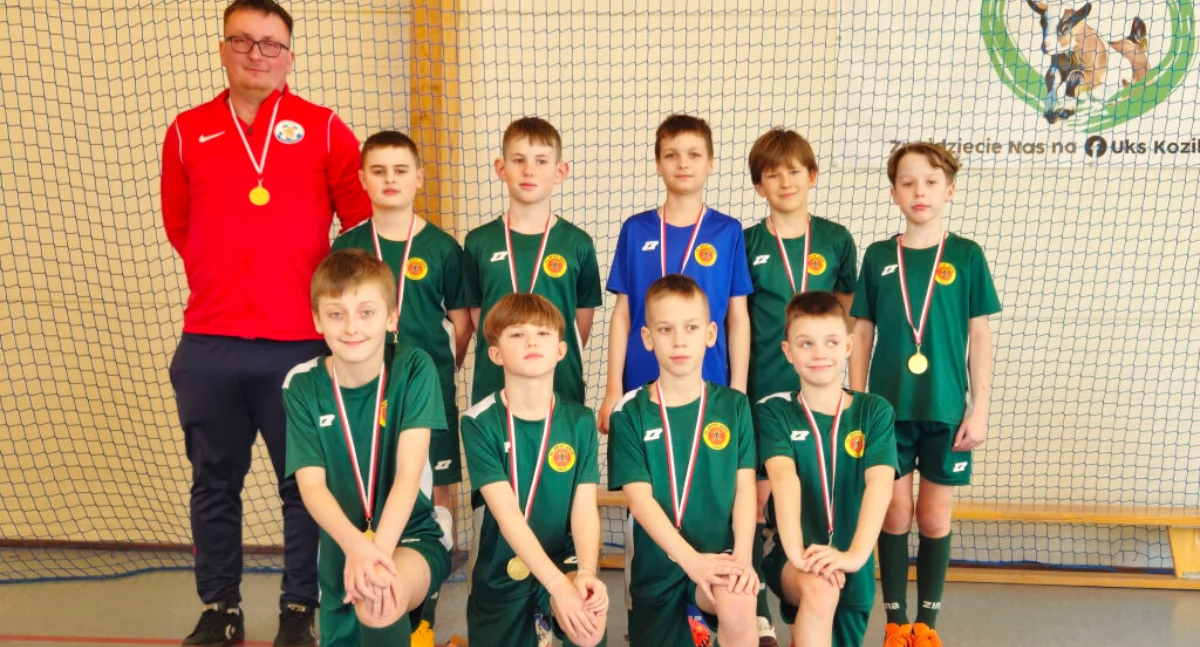 Orlicy starsi Noteci Gębice na II miejscu podium turnieju Sparta Cup