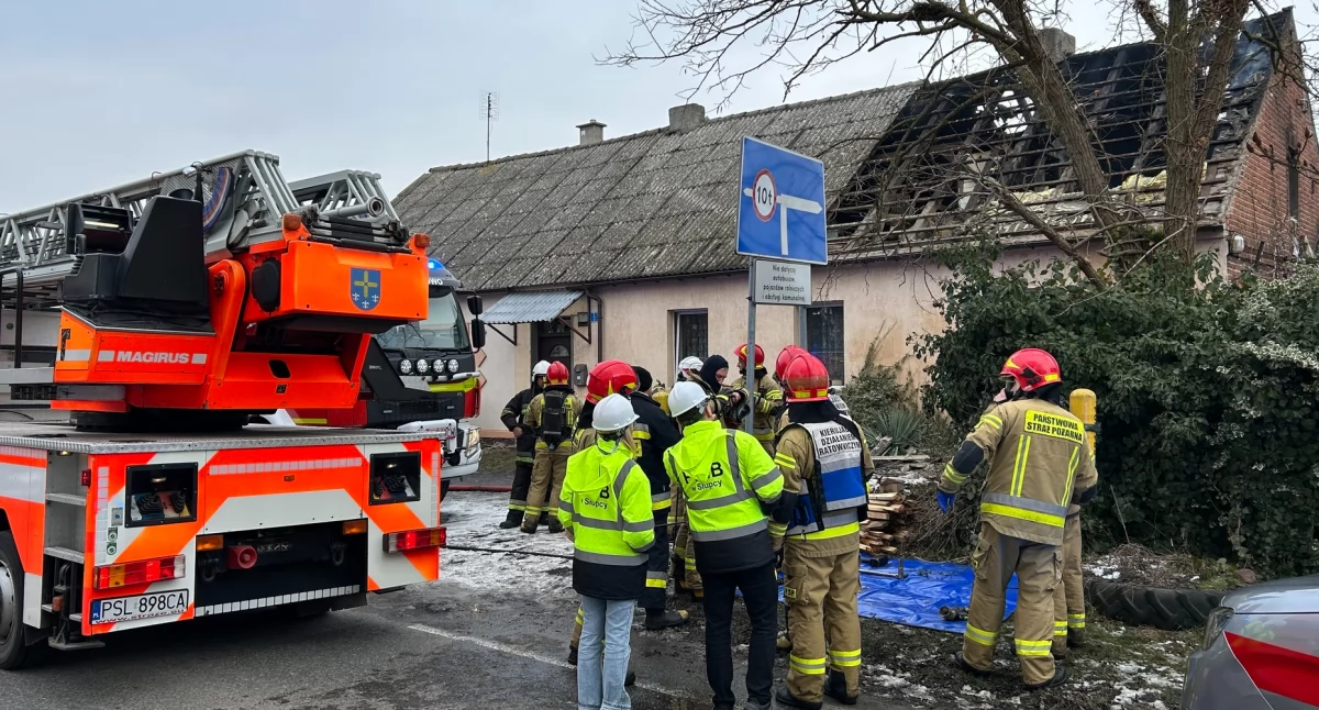 Pożar strawił dorobek życia rodziny Grochowiaków (zdjęcia)