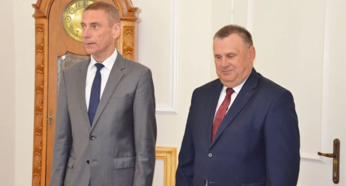 Wynik sądowej ugody. Oskarżony Paweł Molenda musi przeprosić Leszka Duszyńskiego