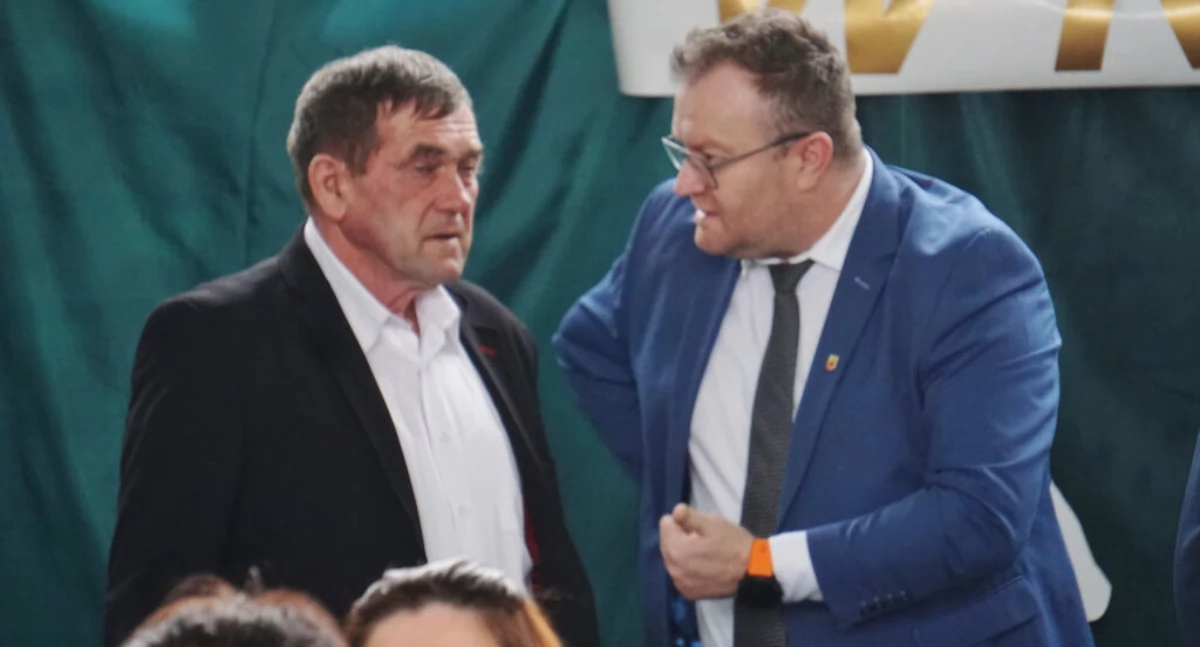 Rafał Żuchowski - obrotowy radny do zadań specjalnych. Drugi raz uratował powiatową koalicję z opresji
