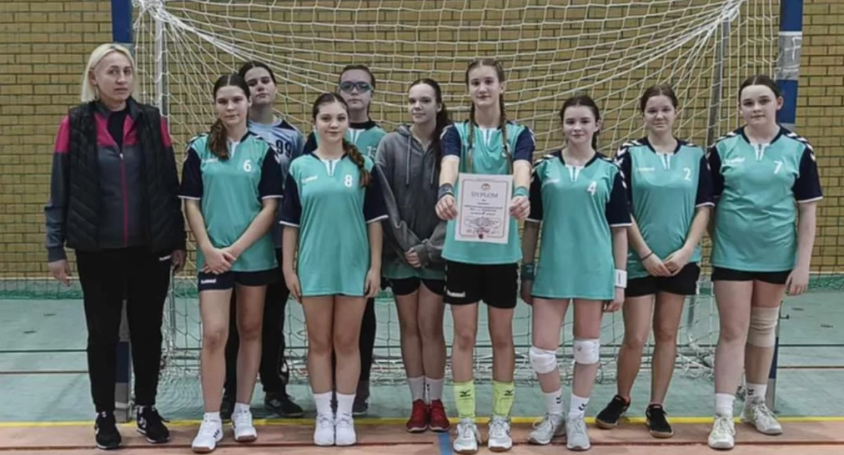 Brązowy medal strzeleńskich szczypiornistek w wojewódzkim finale Igrzysk Młodzieży Szkolnej