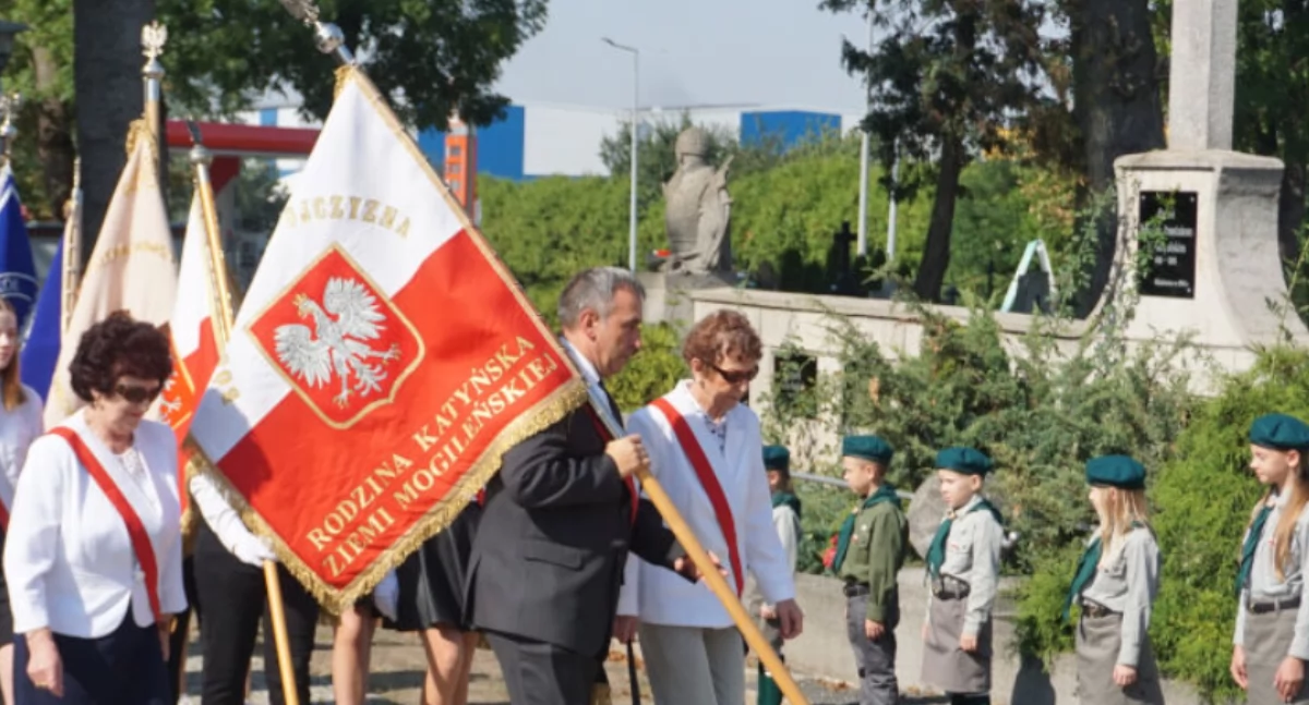 85. rocznica mordu katyńskiego - posadzą 18 dębów pamięci