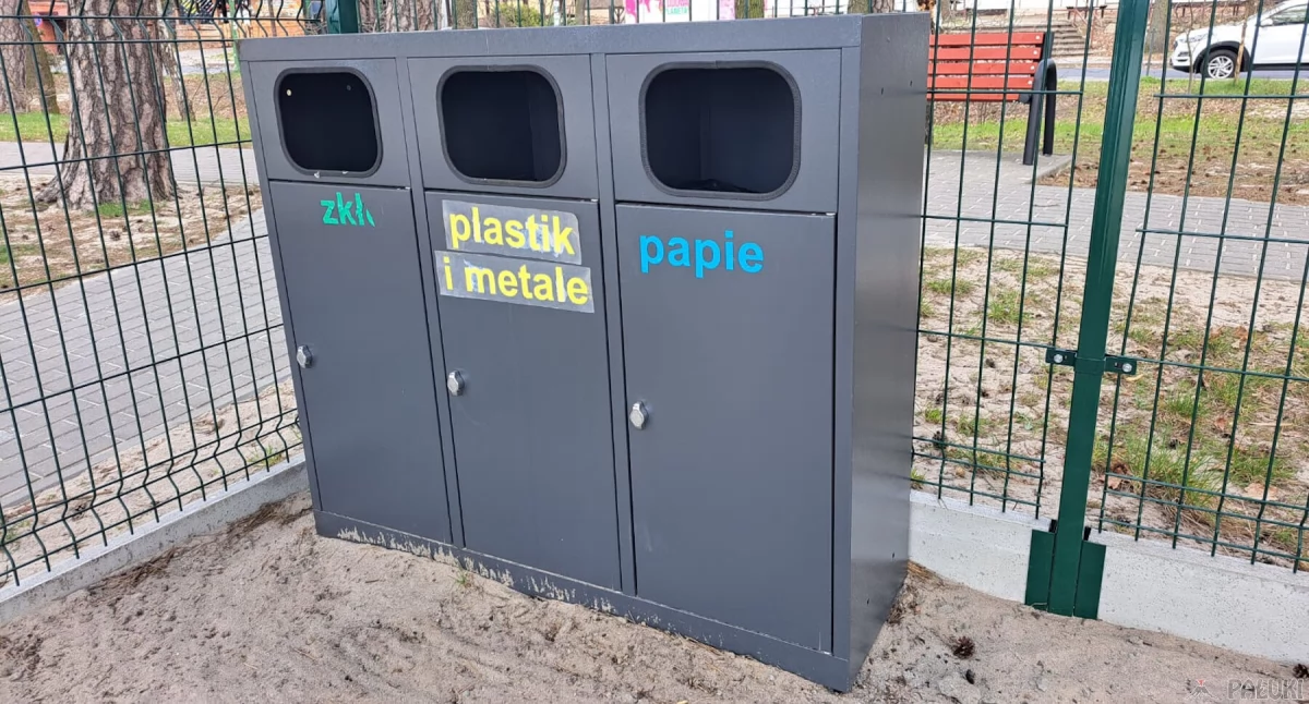 Stawka za śmieci dla letników w Przyjezierzu - 432 zł brutto od jednego domku