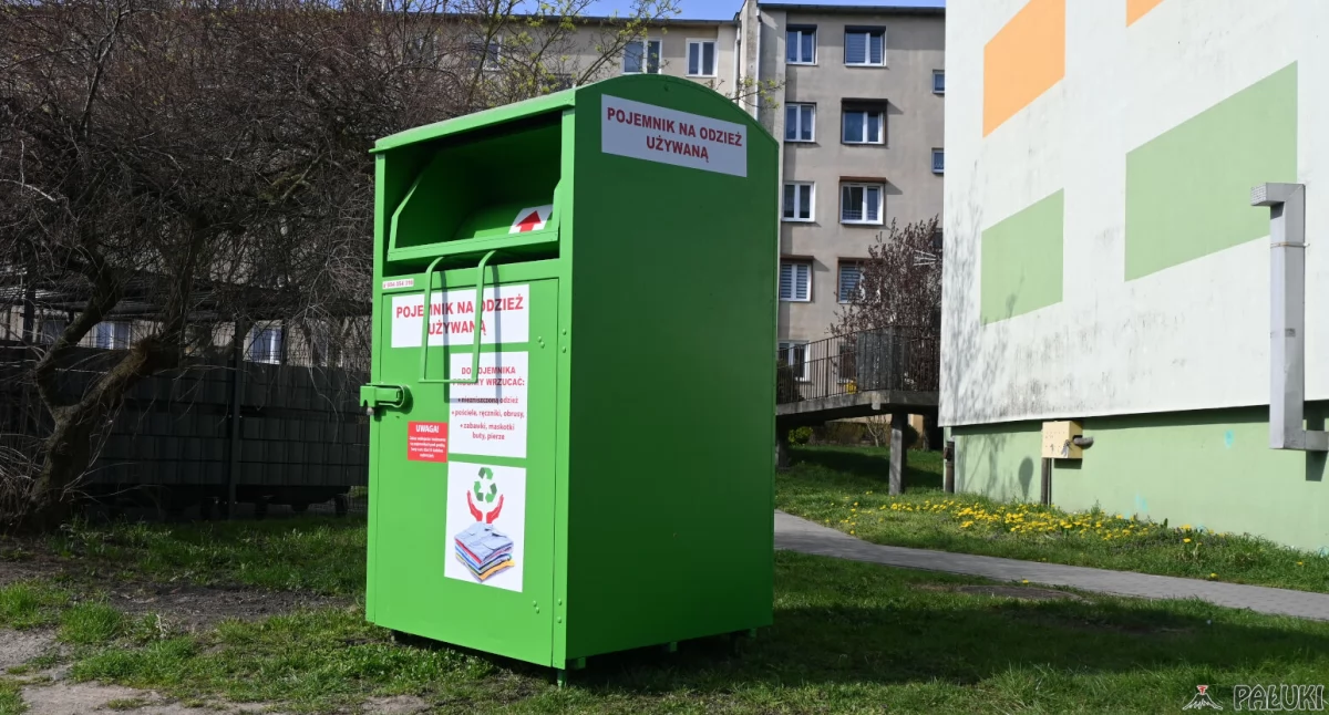 W Strzelnie pojawiły się pierwsze pojemniki na używaną odzież