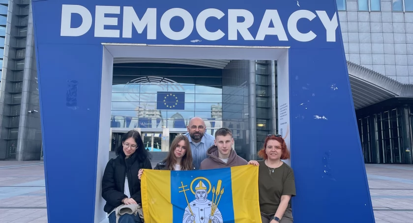 Uczniowie z ZSOiZ w Trzemesznie dzięki programowi EPGOAL-EU wyjechali do Brukseli (zdjęcia)