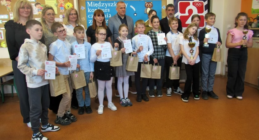 Znamy laureatów Międzyszkolnego konkursu Czytam i rozumiem w gminie Trzemeszno (zdjęcia)