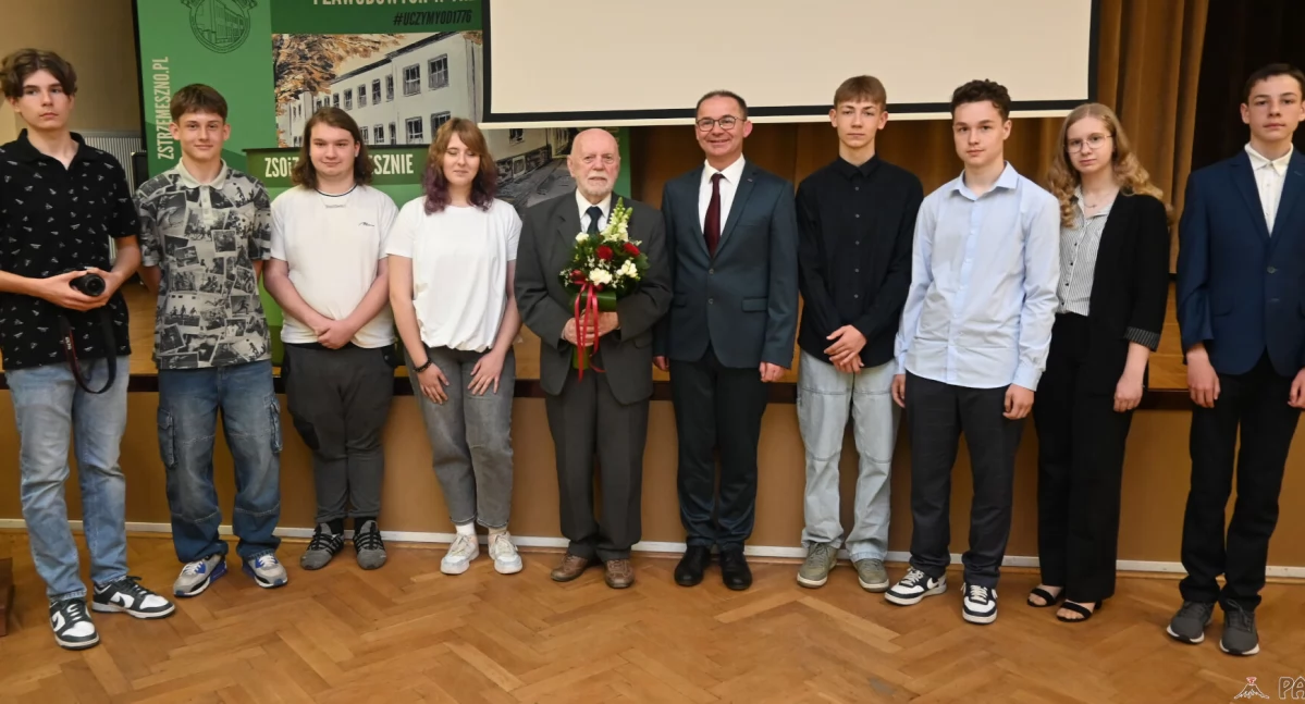 Historyczne spotkanie w trzemeszeńskim liceum w ramach projektu Silni Polską! (film + zdjęcia)