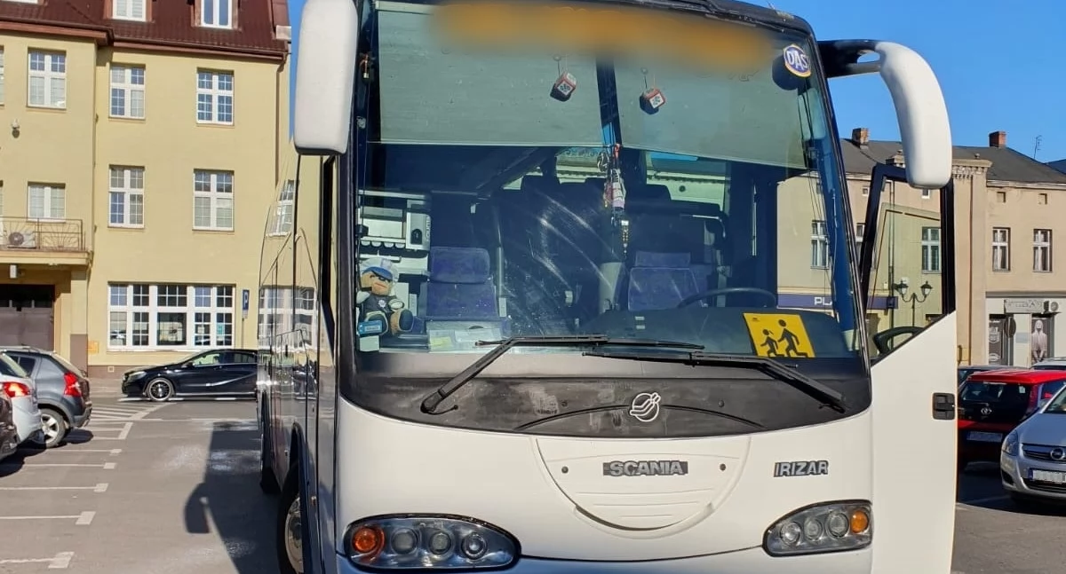 Kierowca z promilami miał zawieźć autobusem dzieci z Mogilna na wycieczkę do Łodzi