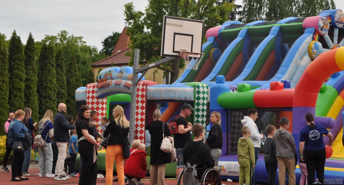 V Jubileuszowy Integracyjny Piknik Rodzinny.  Święto absolwenta i sympatyka mogileńskiego Zespołu Szkół (zdjęcia)