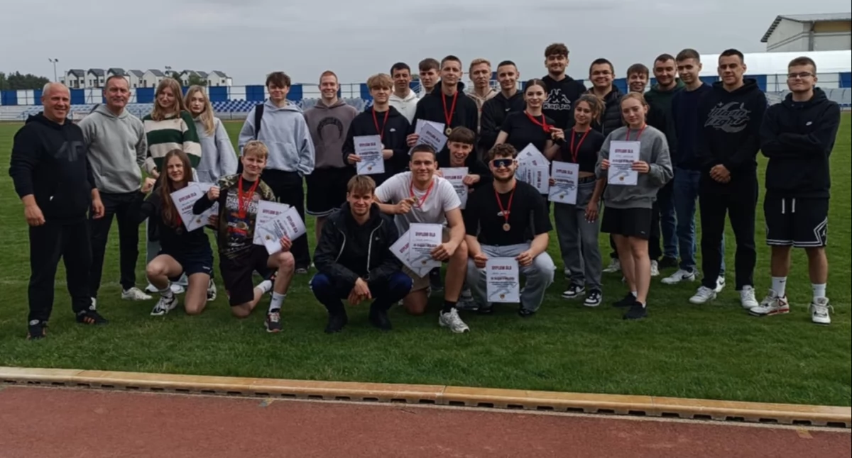 19 medali uczniów strzeleńskiego Zespołu Szkół podczas Powiatowych Zawodów Lekkoatletycznych