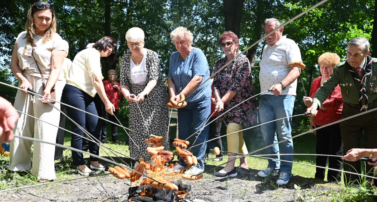 Integracyjna biesiada Osiedla nr 2 przy harcówce (film + zdjęcia)