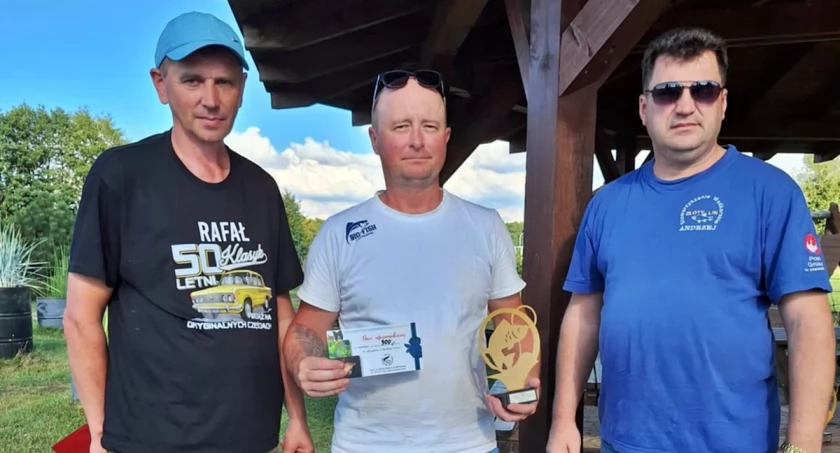 16 zawodników i 582,95 kg złowionych ryb – Otwarte Feederowe Zawody Wędkarskie w Gierłatówku (zdjęcia)
