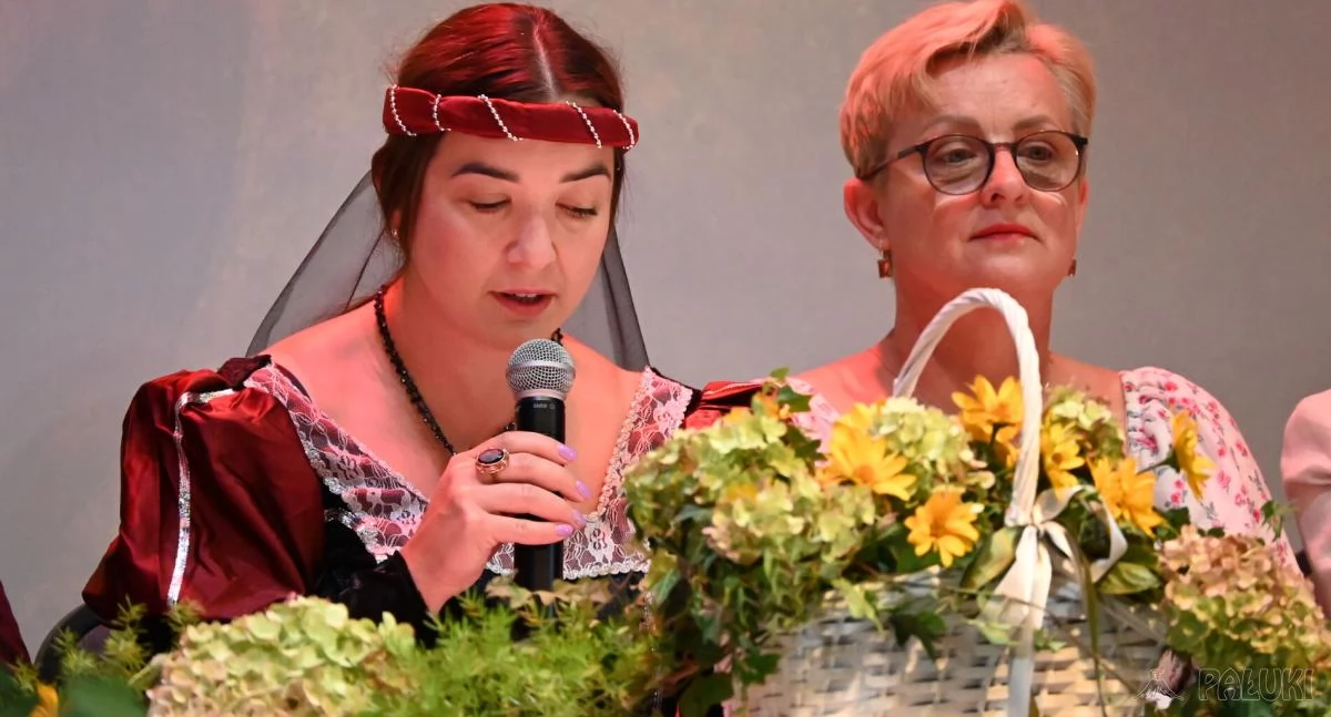 Poezja Jana Kochanowskiego wybrzmiała na deskach strzeleńskiego Domu Kultury (film + zdjęcia)