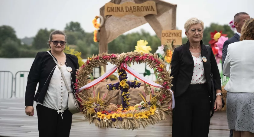Dożynki gminy Dąbrowa w Szczepanowie (zdjęcia)