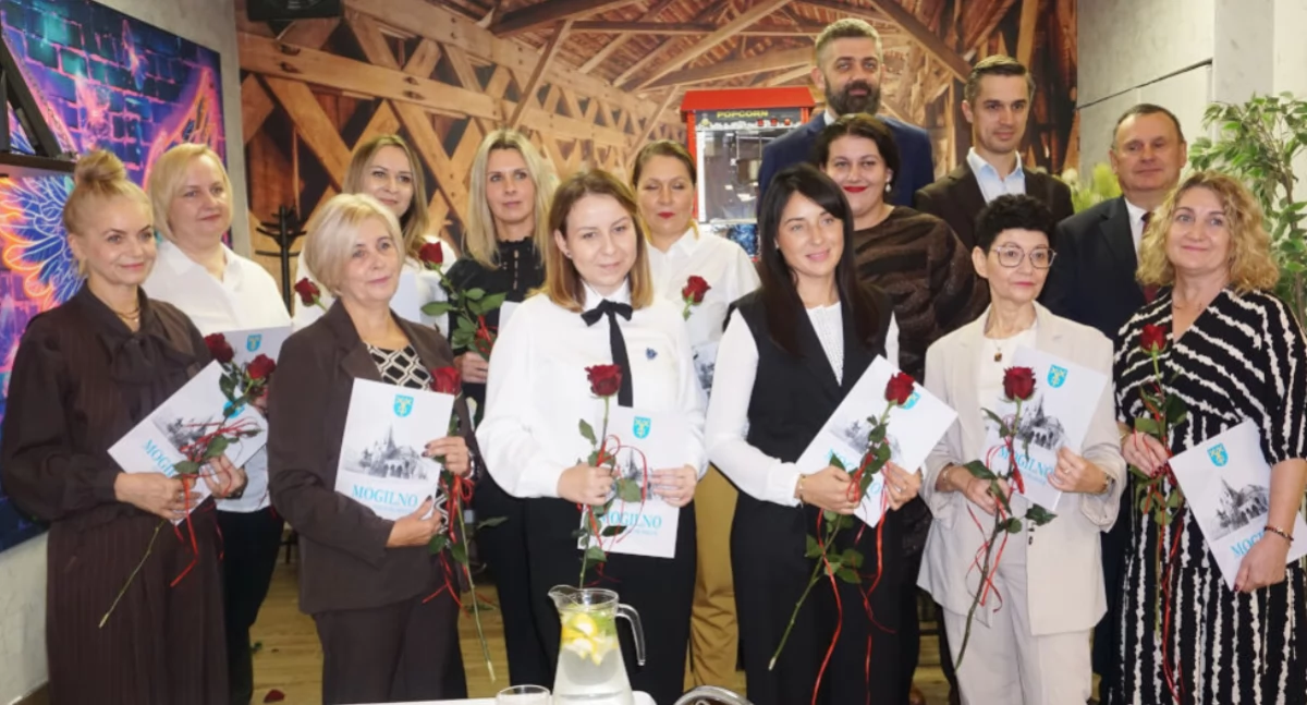Burmistrz Mogilna docenił pracę nauczycieli oraz dyrektorów szkół i przedszkoli (zdjęcia)