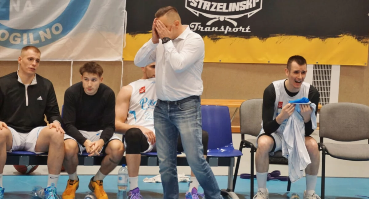 II liga koszykówki, Pogoń Mogilno przegrała z MKK Gniezno 68:88 (zdjęcia)