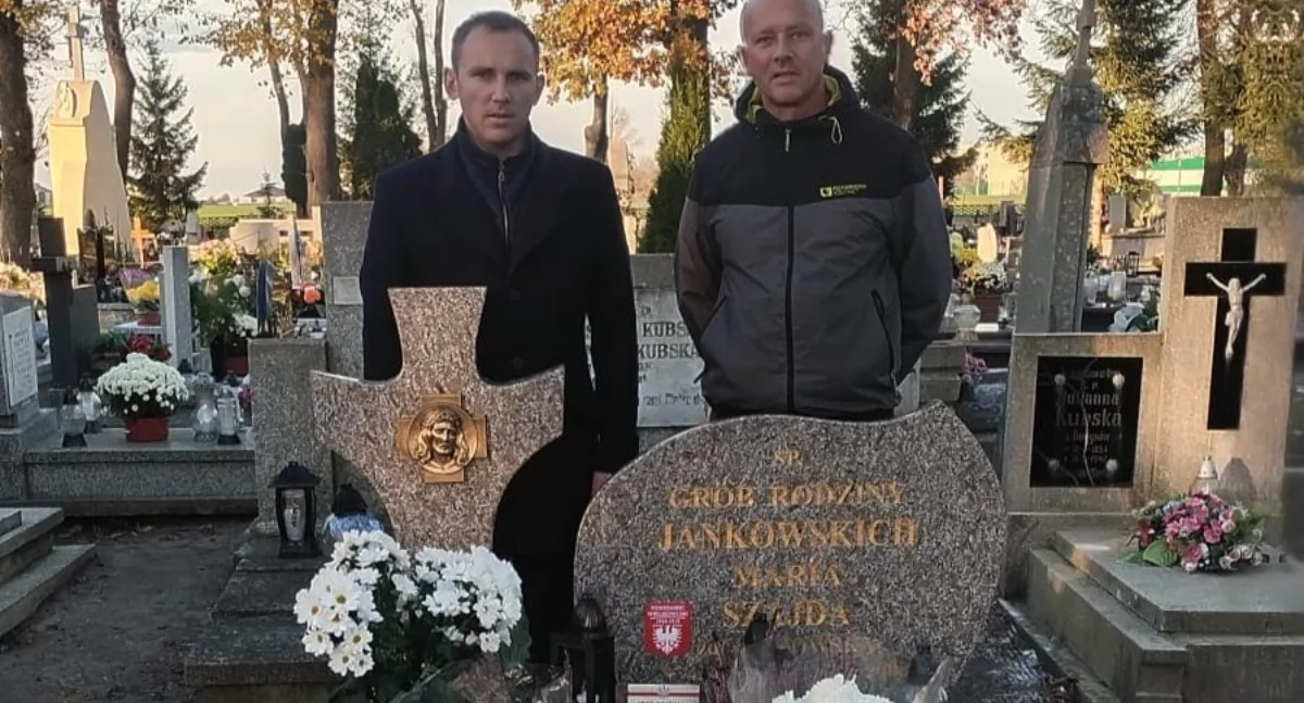 Towarzystwo Miłośników Miasta Strzelna kontynuuje znakowanie grobów Powstańców Wielkopolskich (zdjęcia)