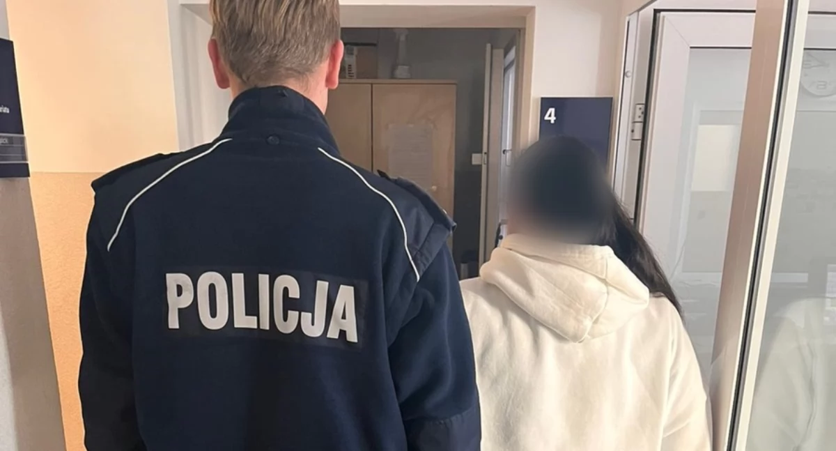 Pijana matka spała, 7-letni chłopczyk przebywał w bieliźnie na balkonie