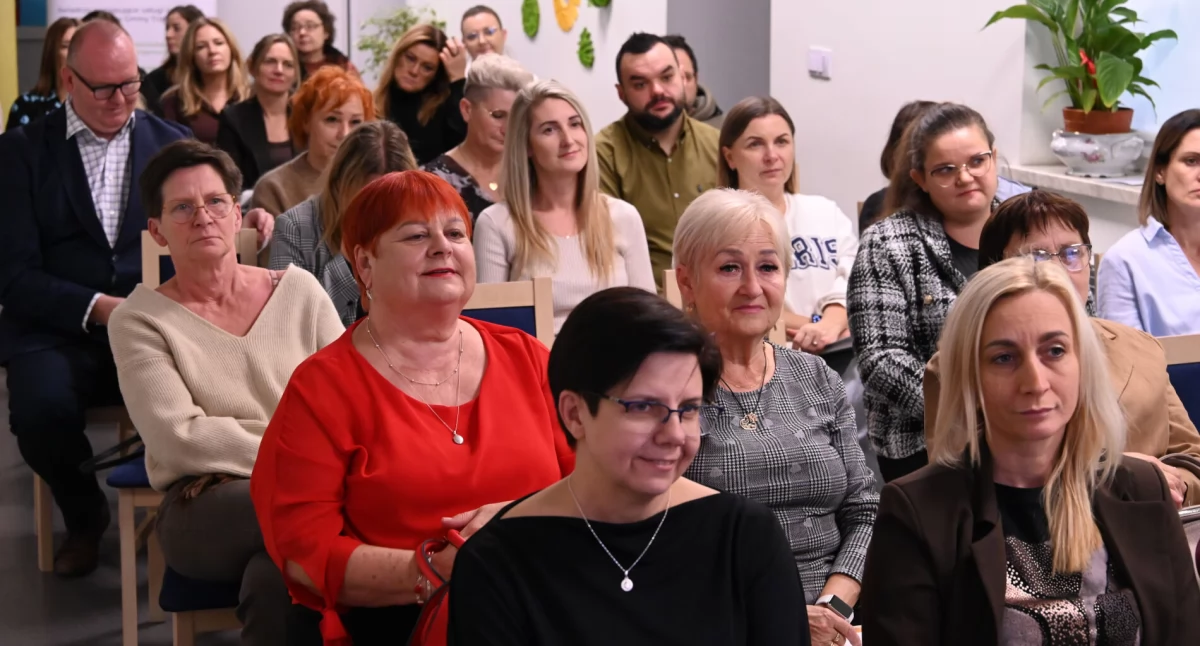Trzemeszno stawia na rodzinę: pierwsza Konferencja Świadomego Rodzica (film + zdjęcia)