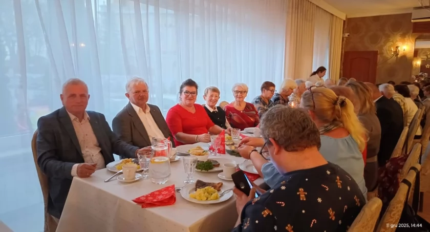 Spotkanie świąteczne Centrum Rehabilitacyjno-Kulturalnego Promyk w Trzemesznie (zdjęcia)