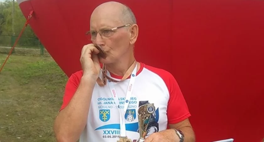 Grzegorz Mądry - prezent od wnuków początkiem nowej pasji nordic walking (zdjęcia)