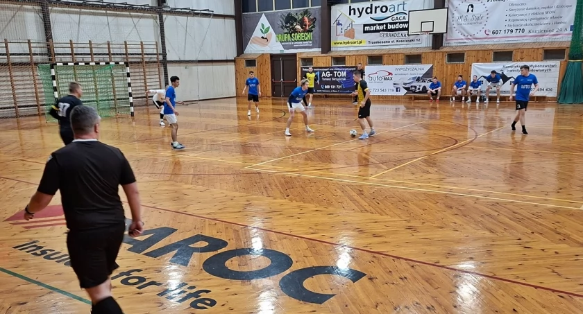 Rotex robił, co mógł, ale nie miał szans z Serwisem Opon Kruchowo - 11. kolejka TLH (zdjęcia)