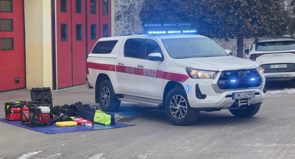 KP PSP w Mogilnie wzbogaciła się o toyotę hilux - lekki samochód rozpoznawczo-ratowniczy