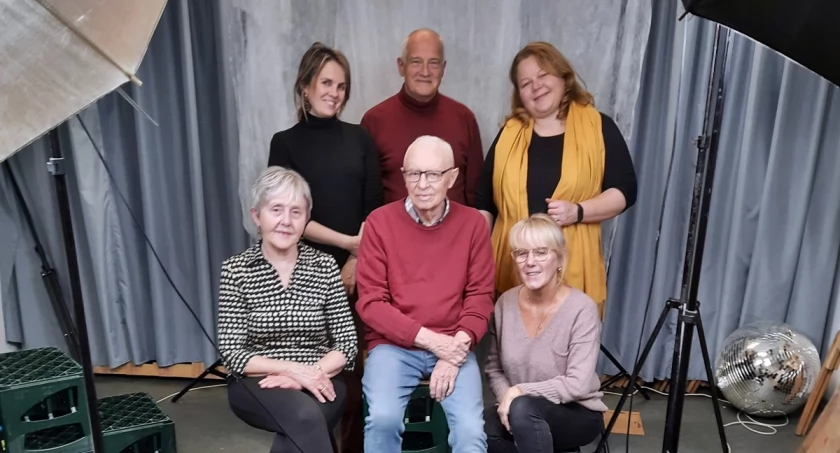 W Domu Kultury w Trzemesznie uczą się tradycyjnej fotografii (zdjęcia)