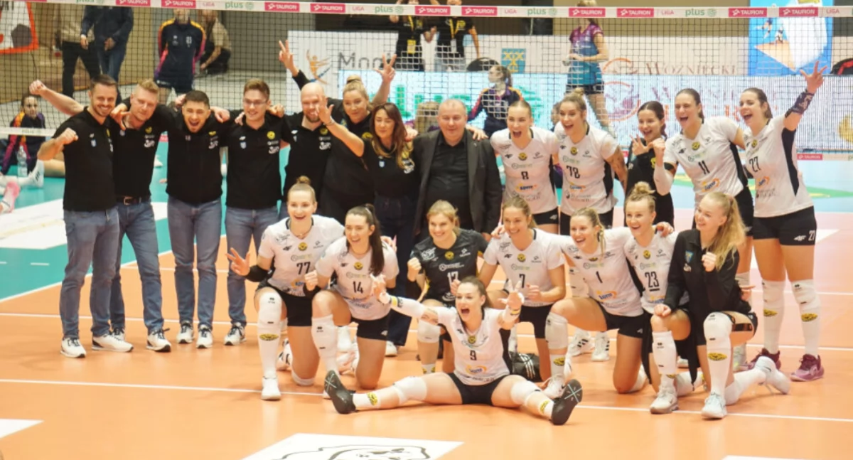 Na taki mecz mogileńscy kibice czekali od 5 grudnia. Sokół pewnie pokonał Pałac Bydgoszcz 3:1 (film + zdjęcia)
