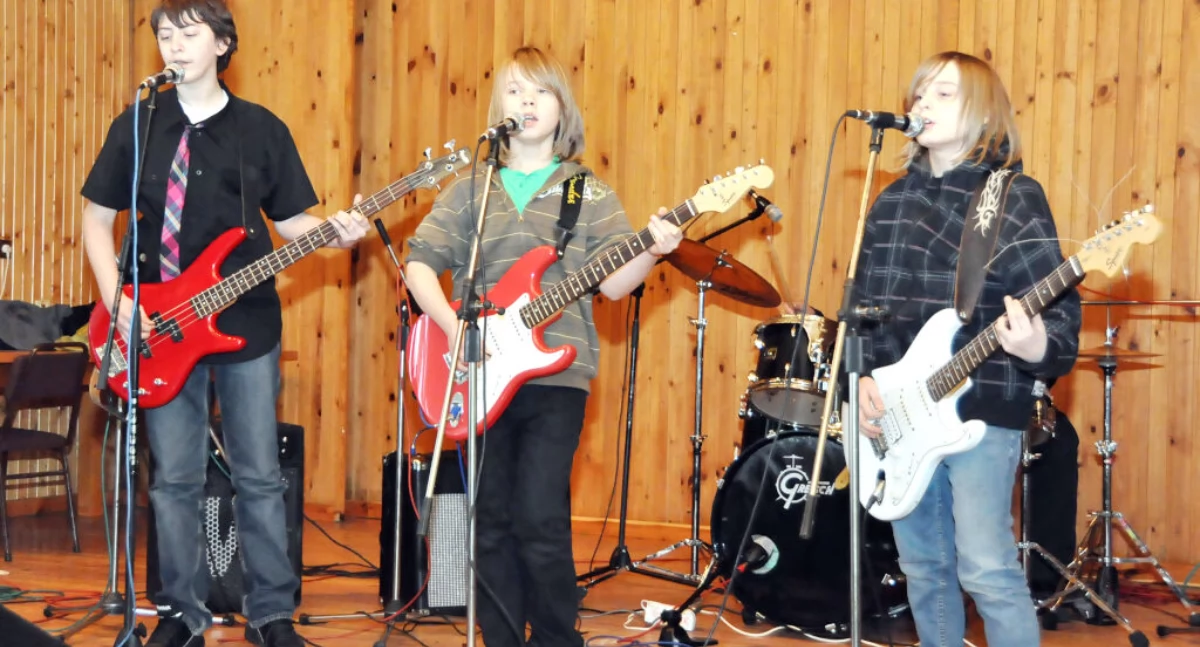 The Fast Guitars nagrali w studio pierwsze utwory
