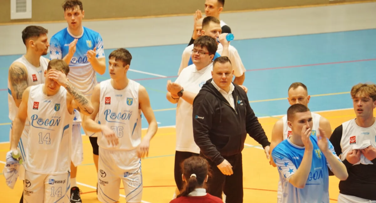 Pewne zwycięstwo koszykarzy Pogoni Mogilno z Treflem II Sopot. Zaczęli ostro od 19:0 i skończyli na 95:79 (zdjęcia)