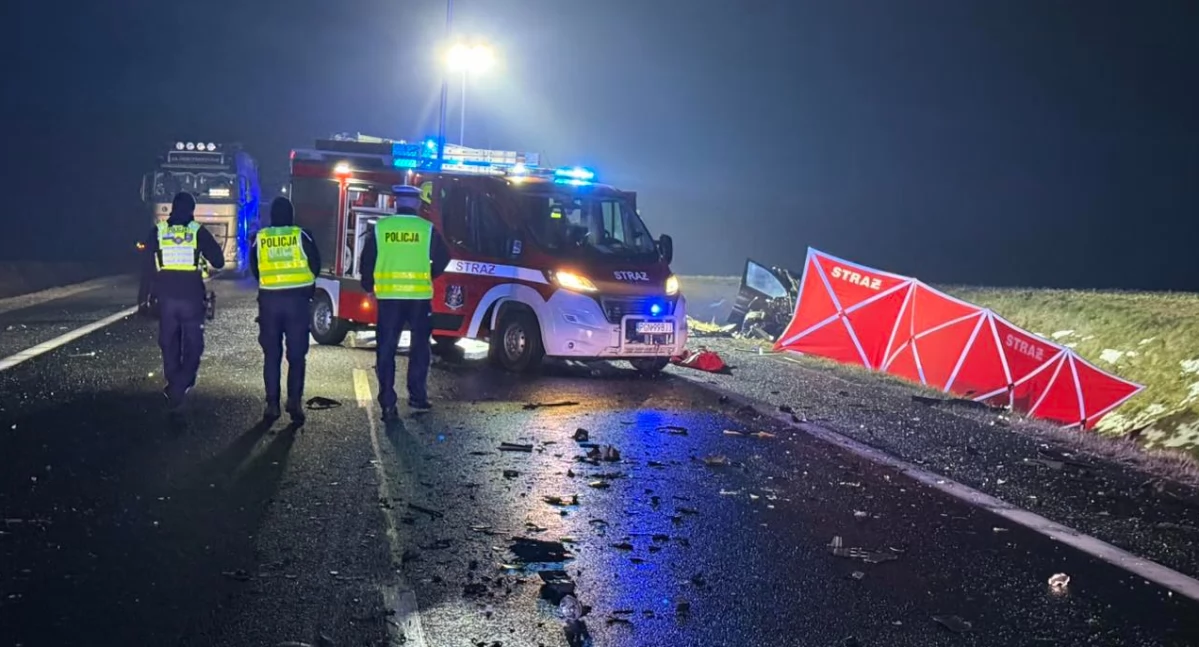 Wypadek na krajowej 15. Zginęła kierująca mercedesem mieszkanka gminy Trzemeszno