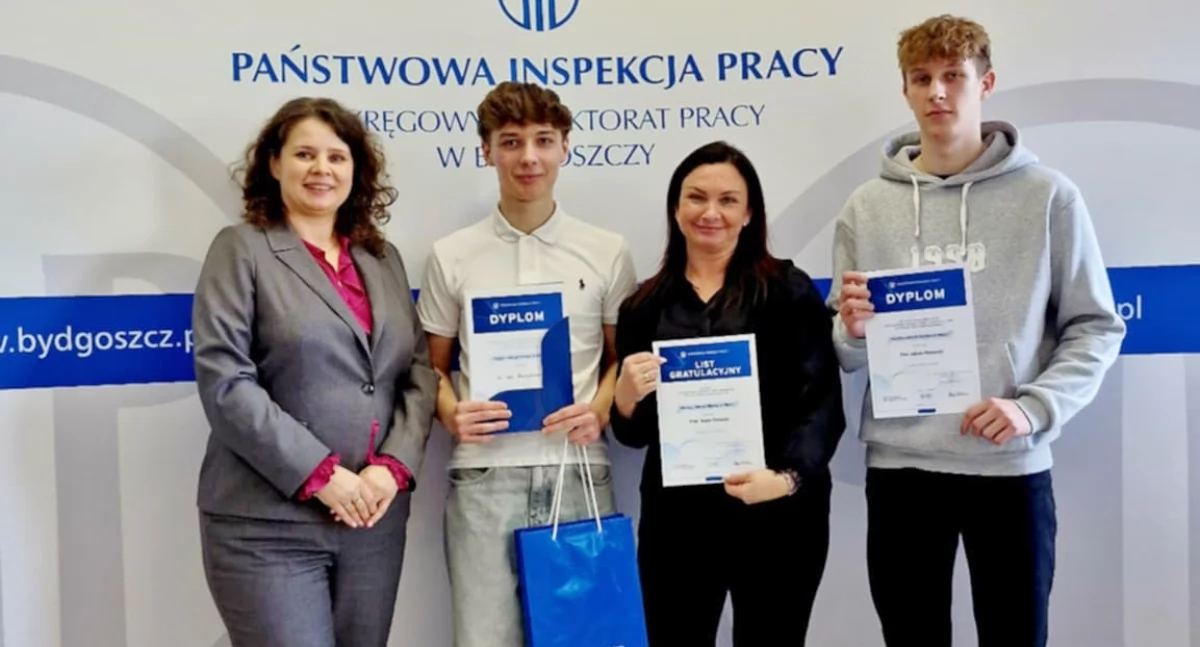 Igor Kanarkiewicz z ZS Mogilno został wojewódzkim laureatem konkursu Poznaj swoje prawa w pracy (zdjęcia)