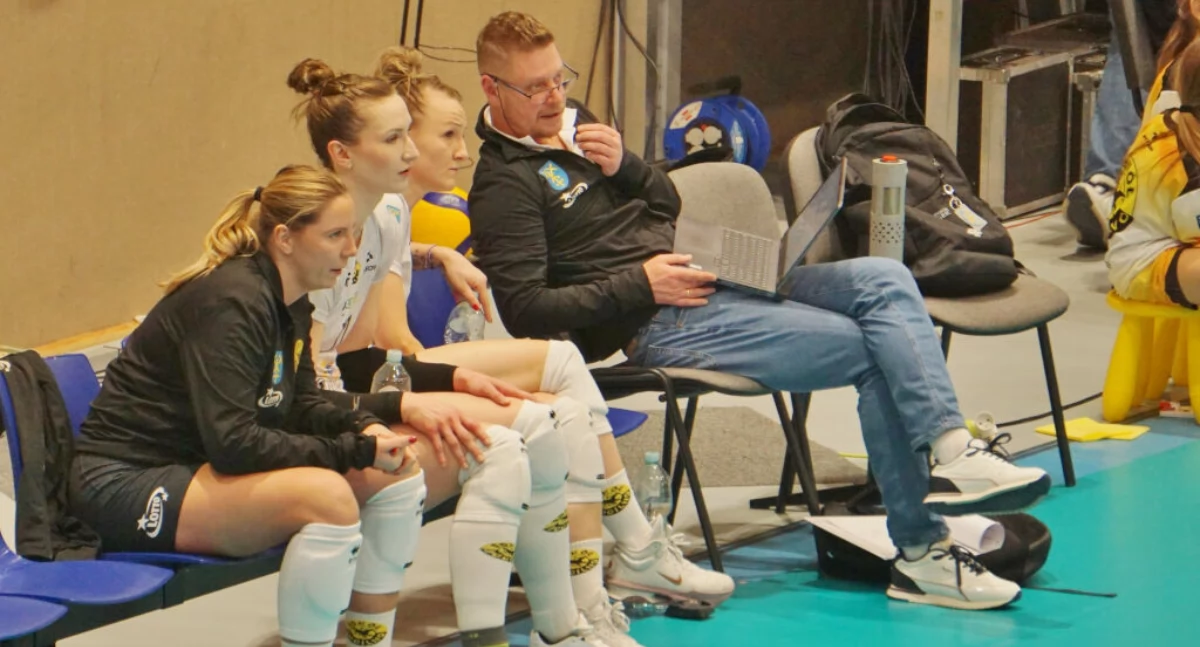 Mateusz Grabda podał się do dymisji. Nowy trenerem Sokoła Mogilno został Marcin Ogonowski