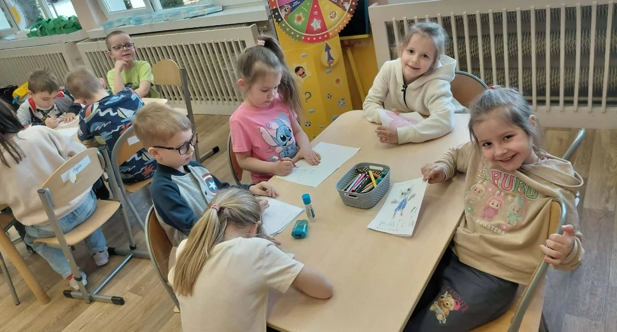 Przygotowania do Światowego Dnia Książki i Praw Autorskich u kruchowskich przedszkolaków (zdjęcia)