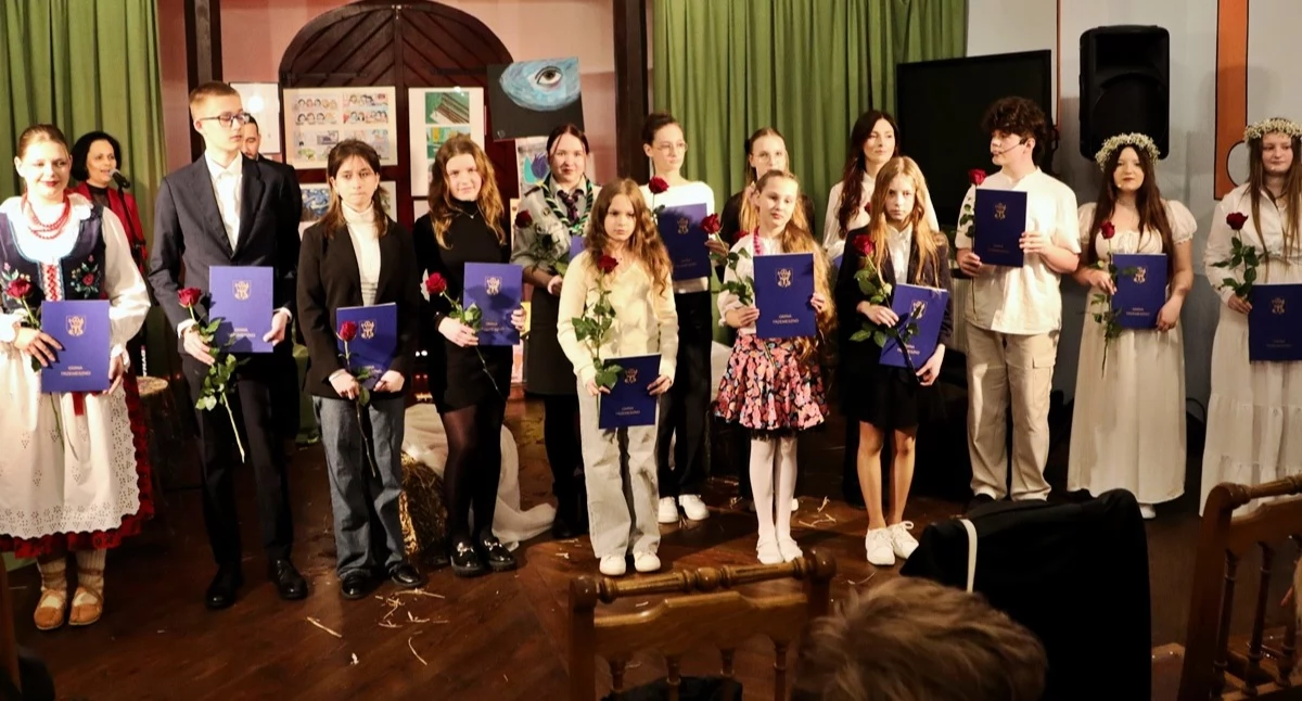 W gminie Trzemeszno 16 osób otrzymało 30 000 złotych stypendium artystycznego (zdjęcia)