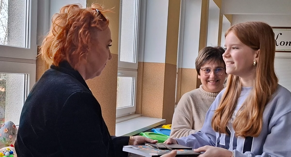38 uczestników w ZSP nr 1 w Trzemesznie wykonało pisankę wielkanocną (zdjęcia)