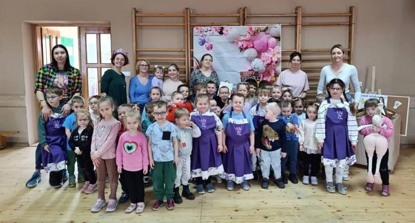 Wielkanocne spotkanie przedszkolaków z KGW 