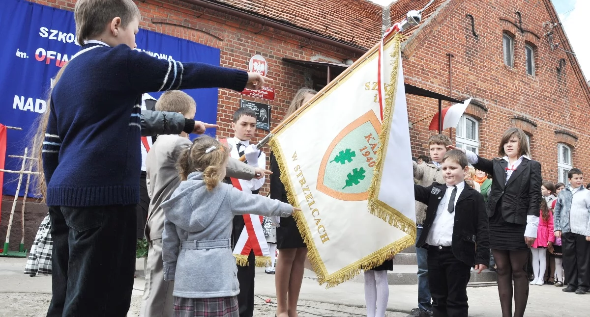 Rodzice chcą uratować szkołę i przedszkole w Strzelcach. Zarejestrowali stowarzyszenie 