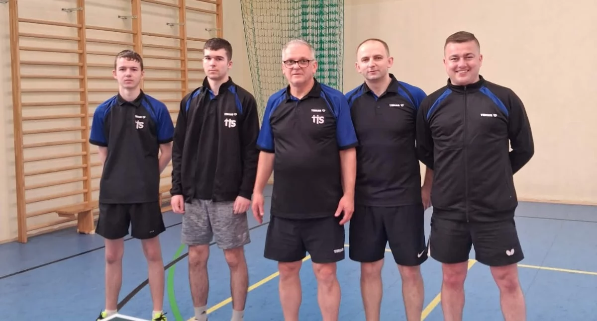Triumf w TTS Trzemeszno - mężczyźni po 10 latach wracają do II ligi (zdjęcia)