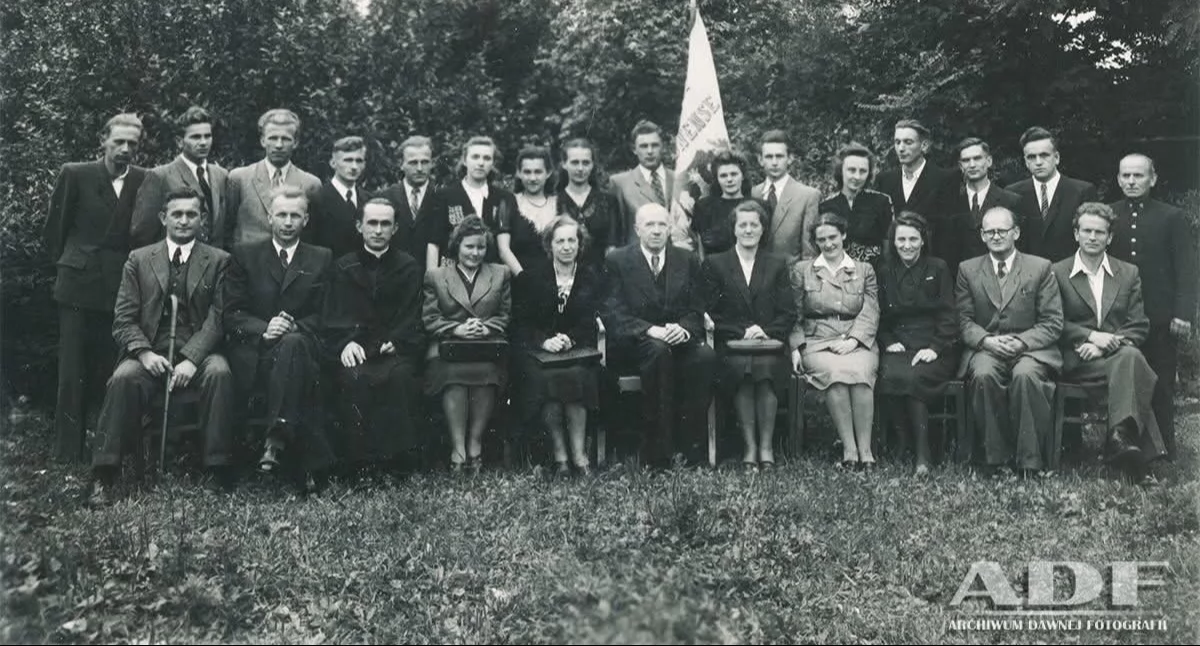 16 maturzystów Akademii Trzemeszeńskiej 1948 roku (zdjęcia)