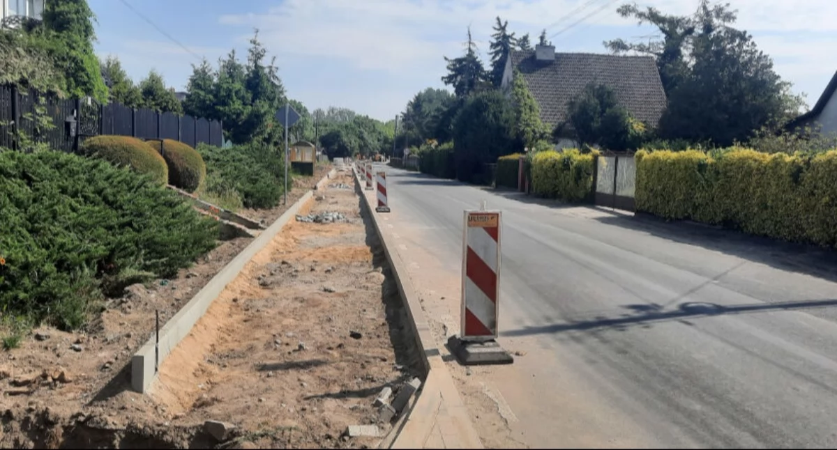 Przy ulicy Wybudowanie w Mogilnie powstaje oczekiwany przez mieszkańców chodnik