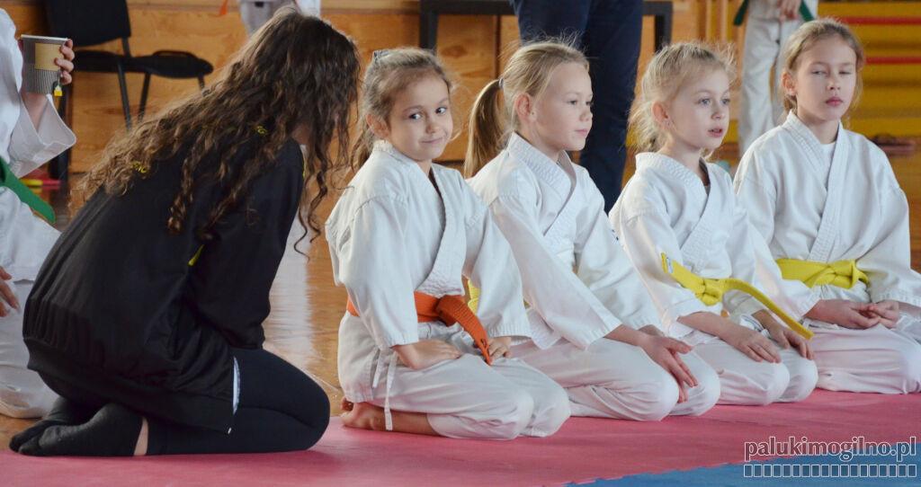 Samuraje z trzemeszeńskiej sekcji karate zdobyli 15 medali (zdjęcia)