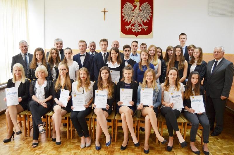 Starosta wręczył stypendia wybitnym uczniom