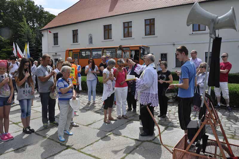 Dziewięć dni pielgrzymowania