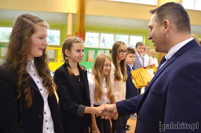 Przyjęli 40 gimnazjalistów
