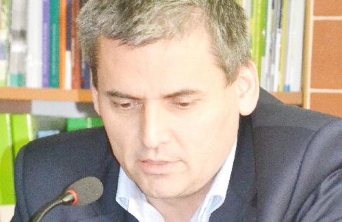 Ma większy etat i mniej obowiązków
