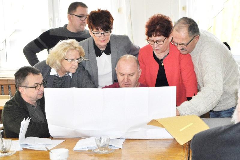 Ronda to wyburzenie domów i wysiedlenie 19 rodzin