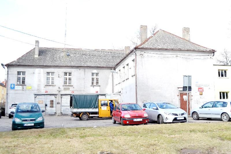 Wyprowadzka i wyburzenie